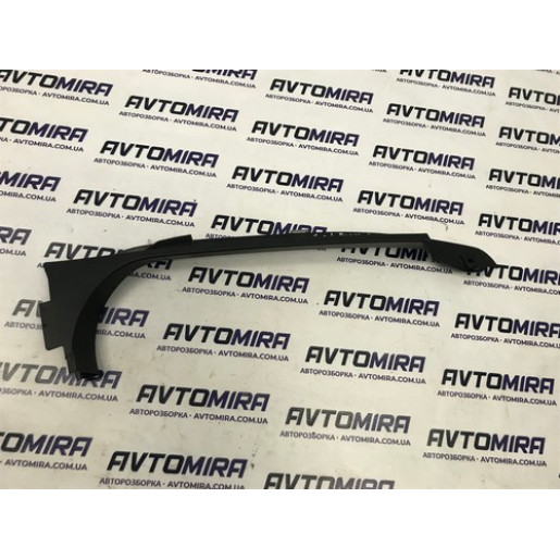 Накладка передніх лівих дверей Ford Focus 3 2011-2017 BM51A201A19